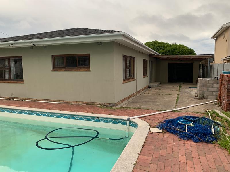 4 Bedroom Property for Sale in Monte Vista Western Cape